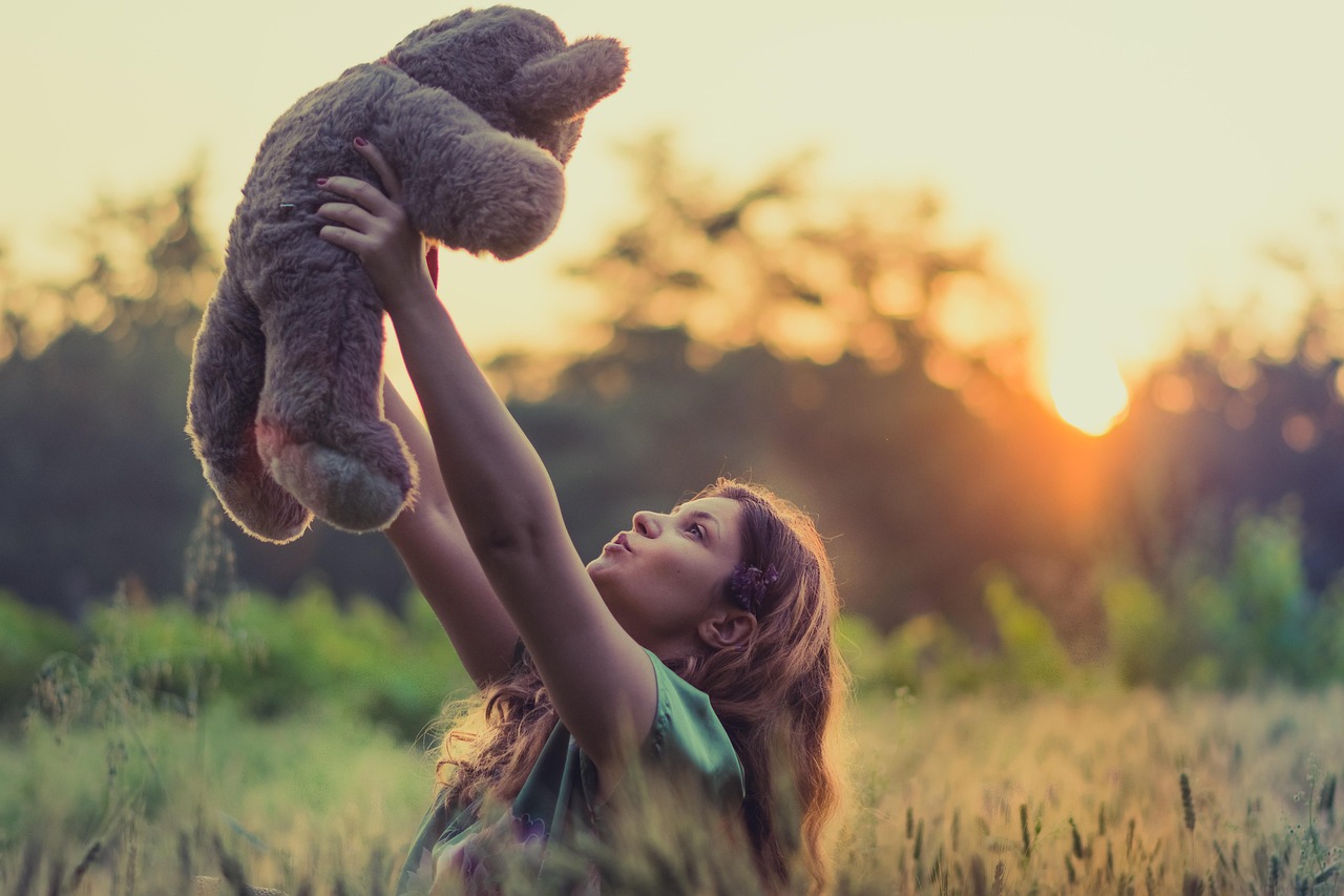 entdecken sie unsere bezaubernden plüschtiere, die perfekte begleiter für kinder jeden alters. hochwertig, kuschelig und ideal zum spielen und schmusen – finden sie das perfekte stofftier für liebevolle erinnerungen!